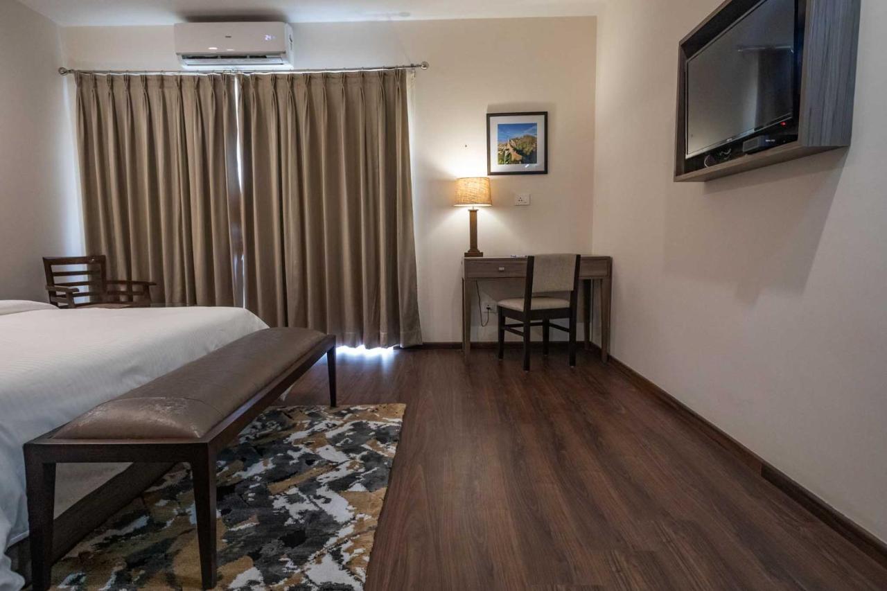 Hotel Alaya Dehradun Dış mekan fotoğraf