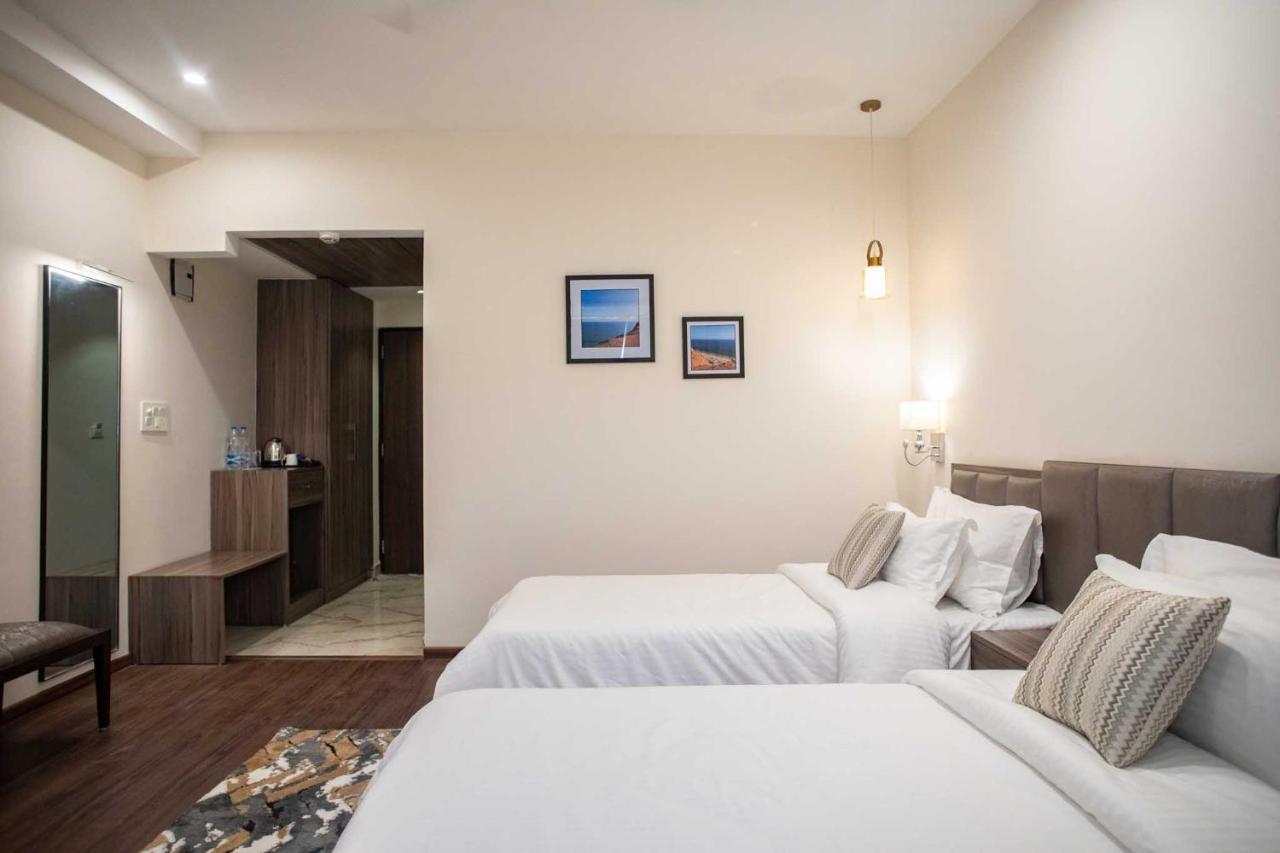 Hotel Alaya Dehradun Dış mekan fotoğraf