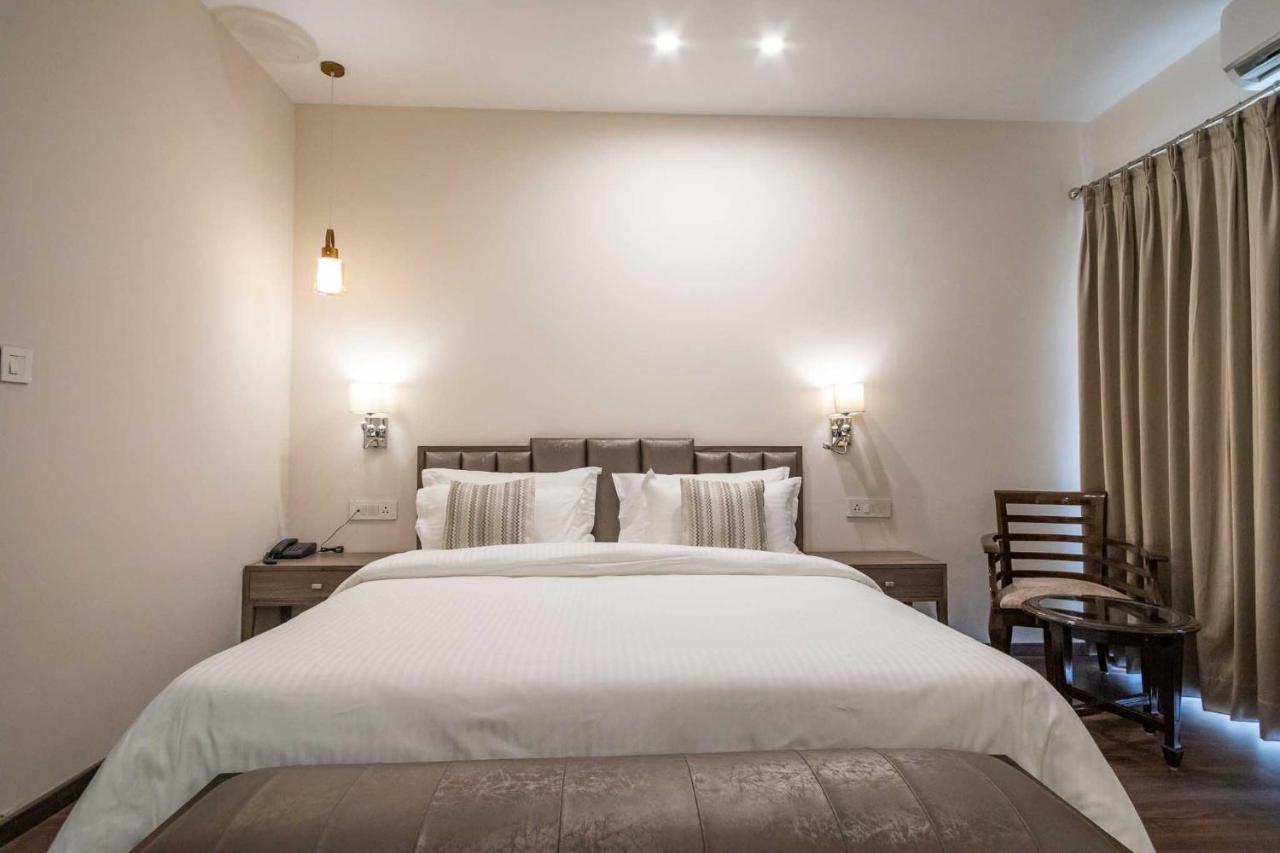 Hotel Alaya Dehradun Dış mekan fotoğraf