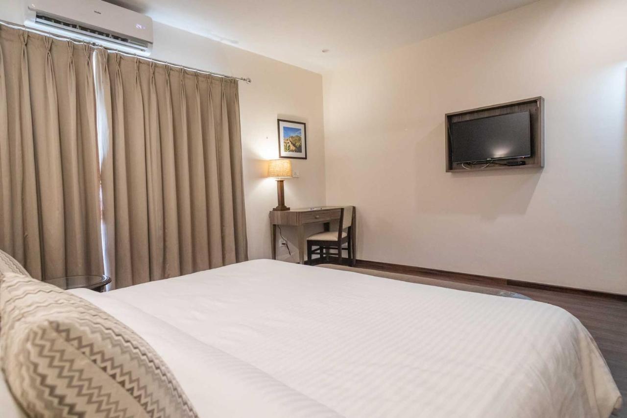 Hotel Alaya Dehradun Dış mekan fotoğraf