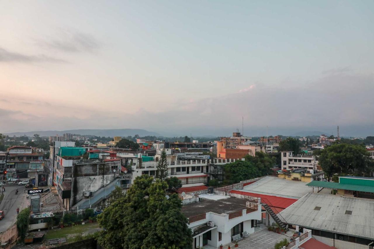 Hotel Alaya Dehradun Dış mekan fotoğraf