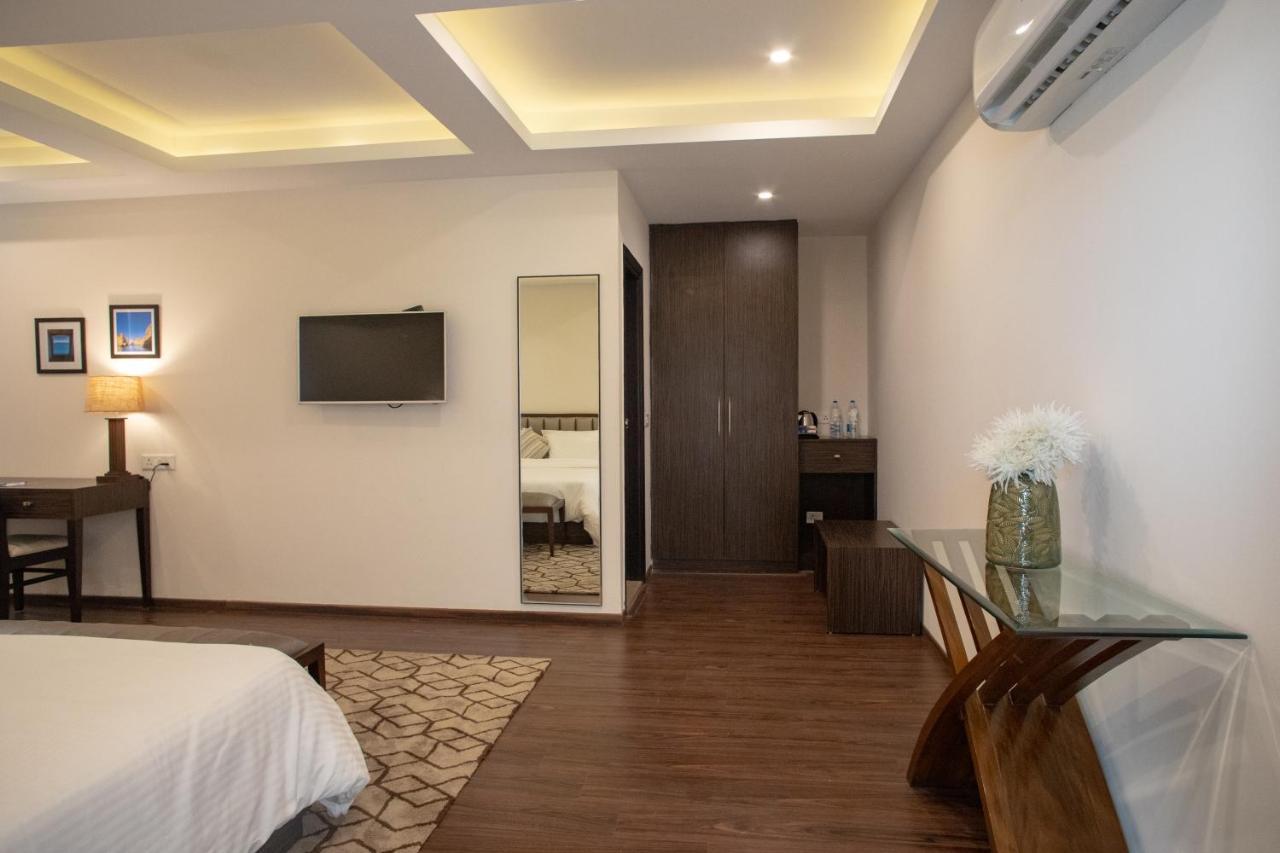 Hotel Alaya Dehradun Dış mekan fotoğraf