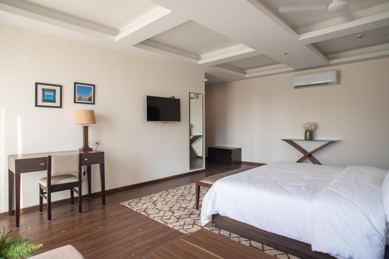 Hotel Alaya Dehradun Dış mekan fotoğraf