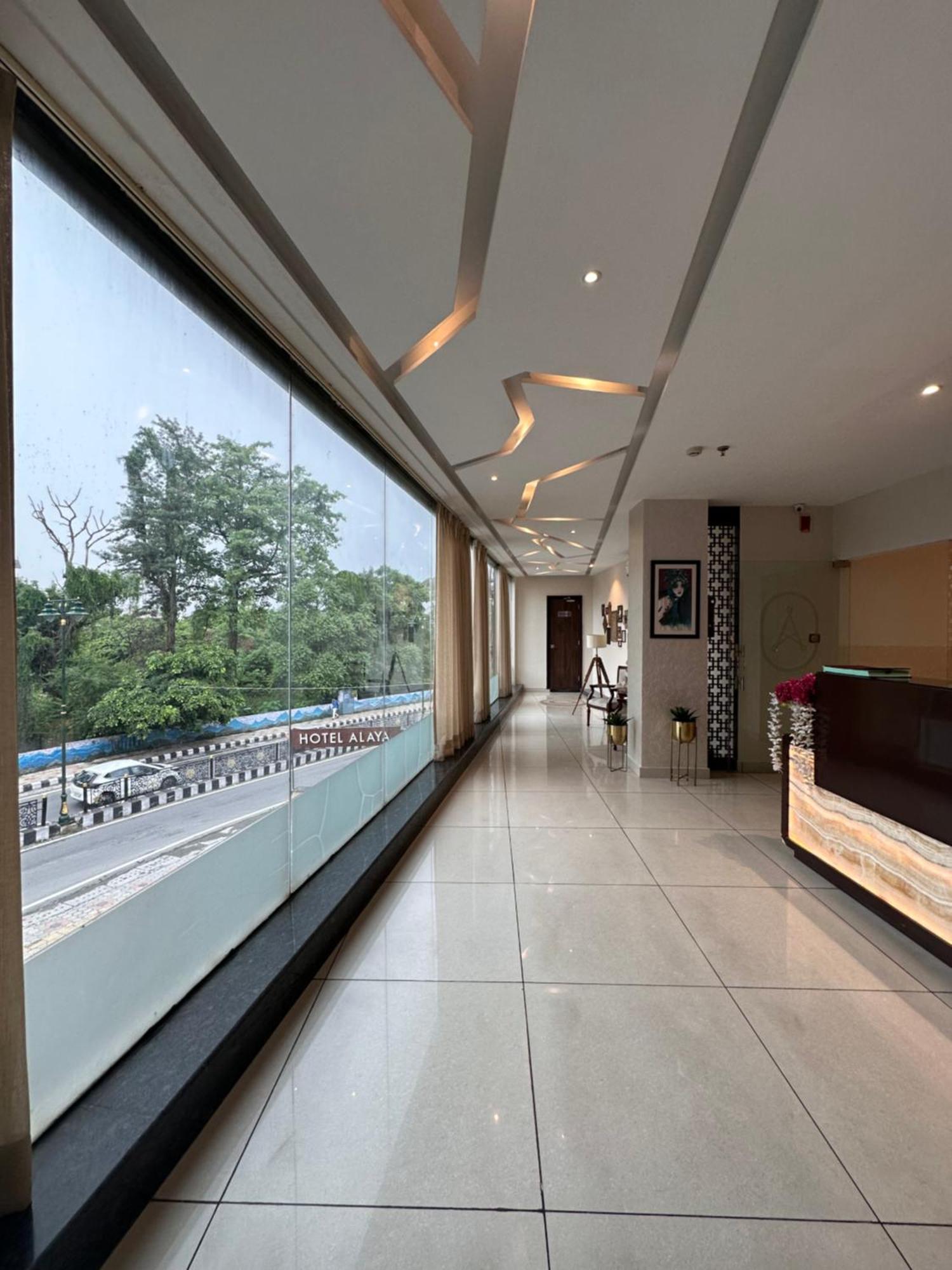 Hotel Alaya Dehradun Dış mekan fotoğraf
