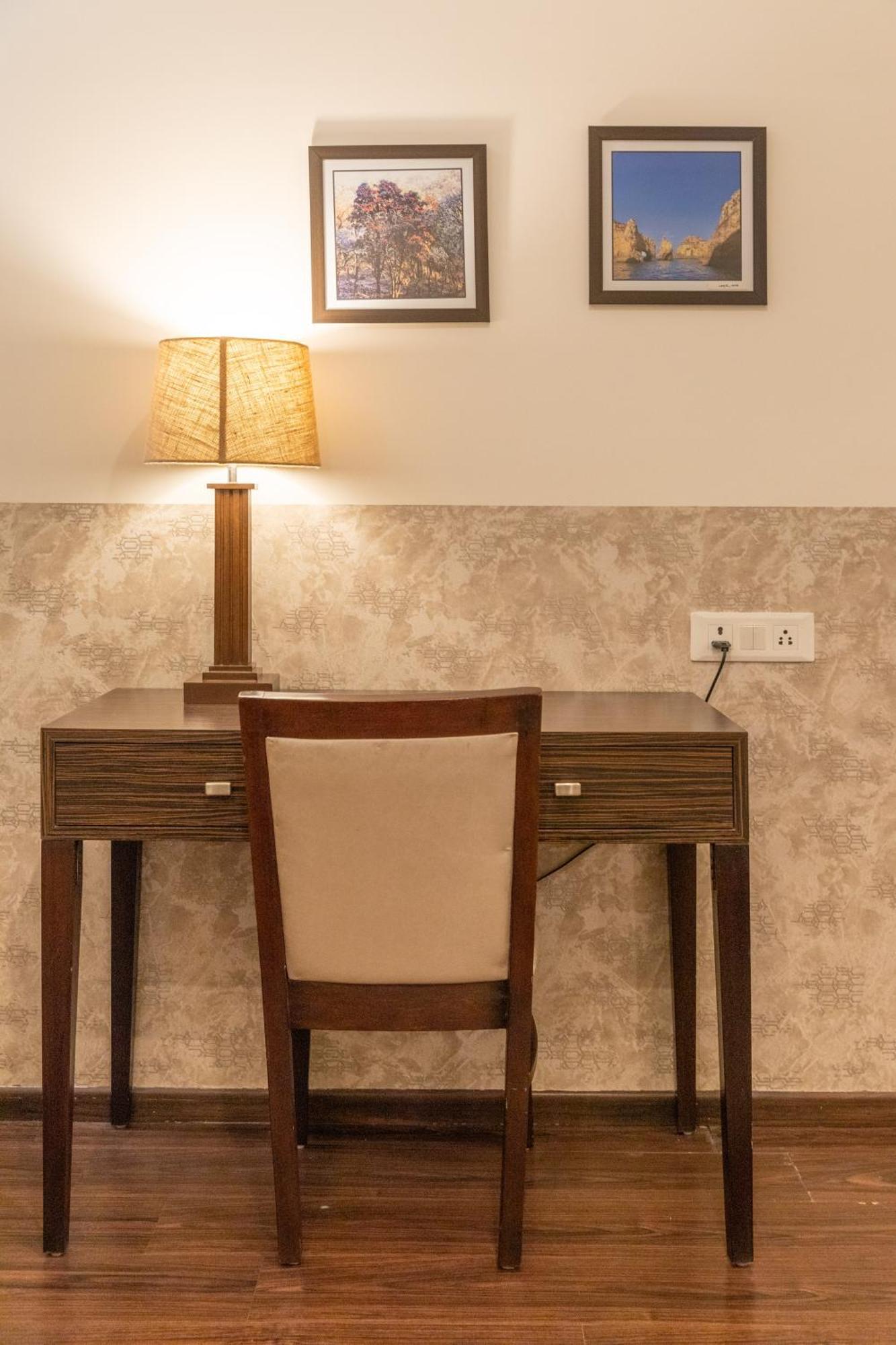 Hotel Alaya Dehradun Dış mekan fotoğraf